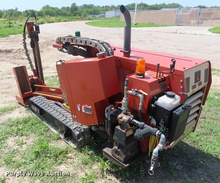 image for item DD6247 2004 Ditch Witch JT520 directional boring unit