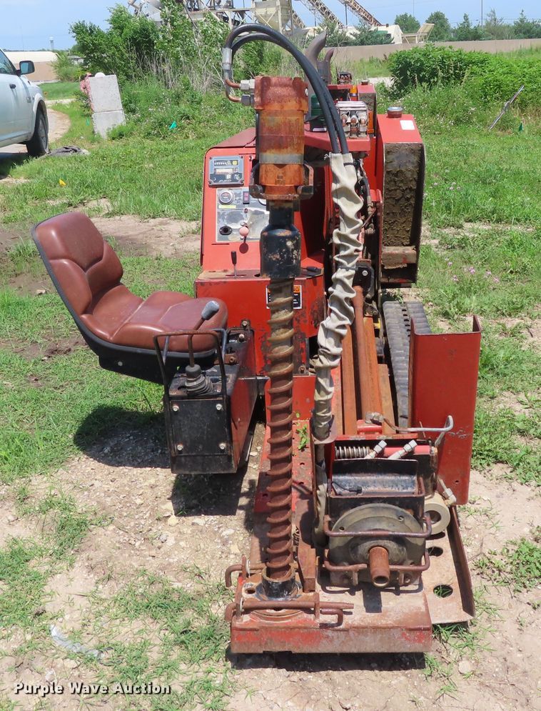 image for item DD6247 2004 Ditch Witch JT520 directional boring unit