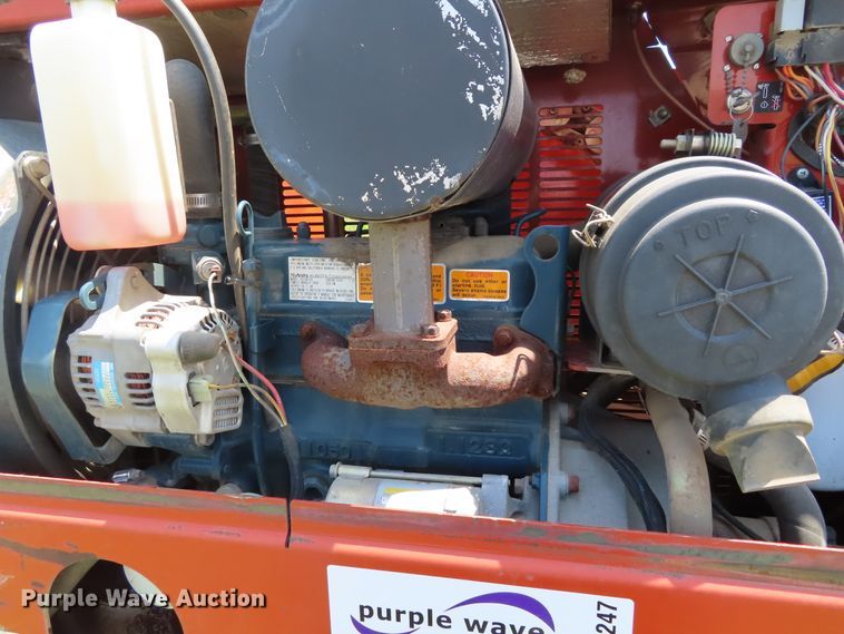 image for item DD6247 2004 Ditch Witch JT520 directional boring unit