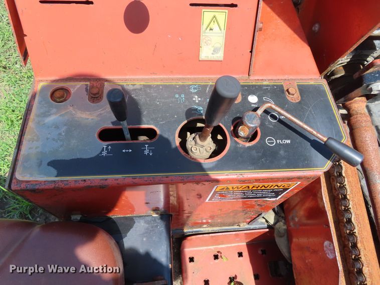 image for item DD6247 2004 Ditch Witch JT520 directional boring unit