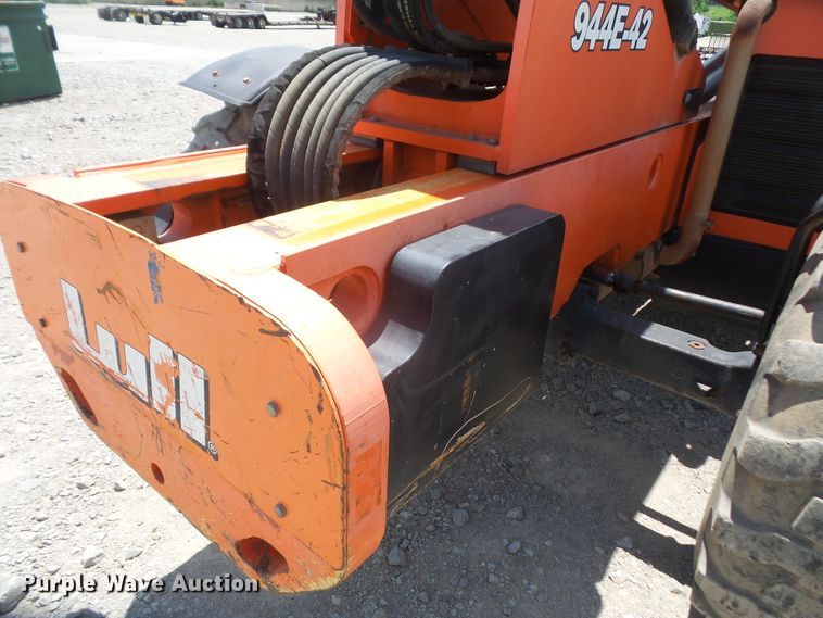 image for item DD6289 2006 JLG 944E-42 telehandler