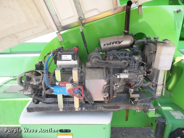 image for item DD6290 2011 Niftylift SP64 Hybrid boom lift