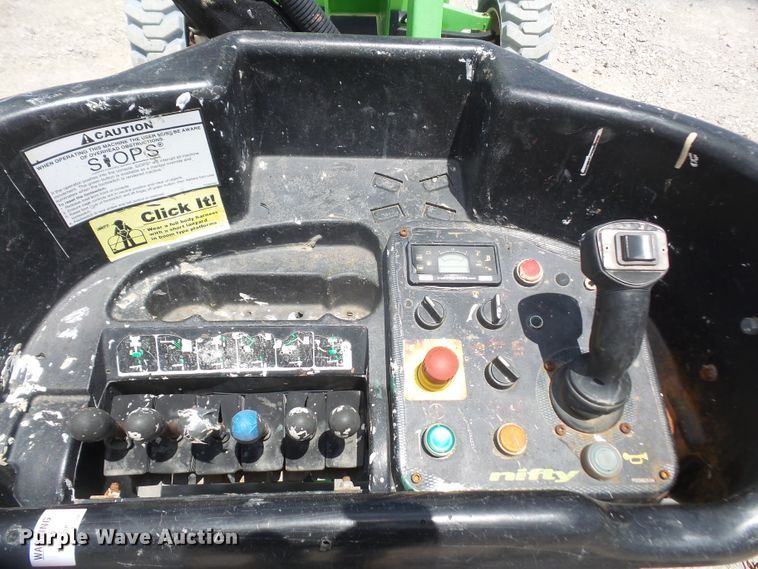 image for item DD6290 2011 Niftylift SP64 Hybrid boom lift