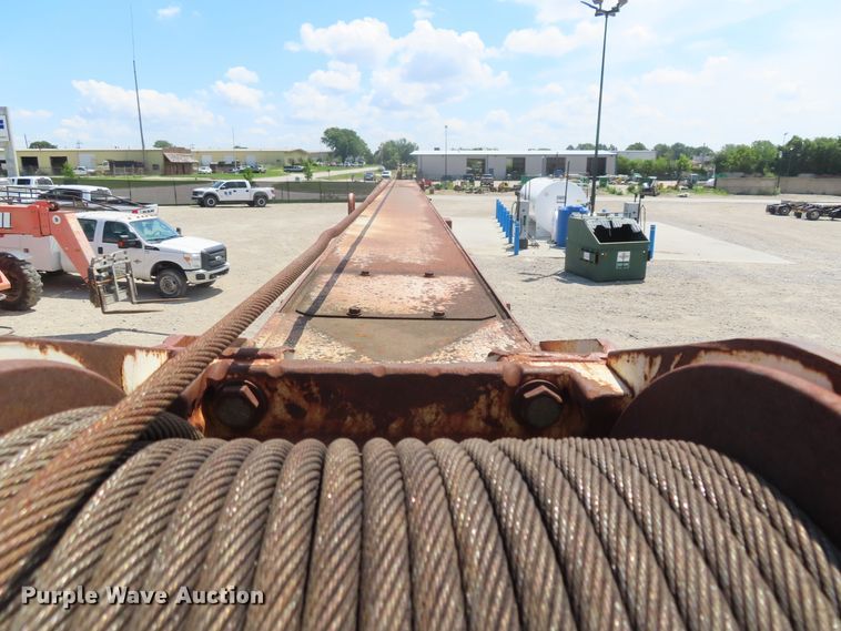 image for item DD6292 1993 International 4700 crane truck