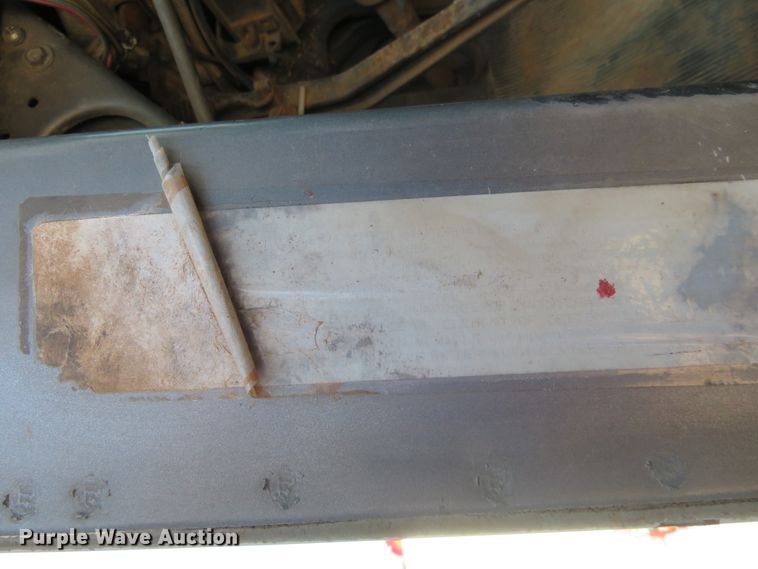 image for item DD7103 1989 Mack R688ST tank truck