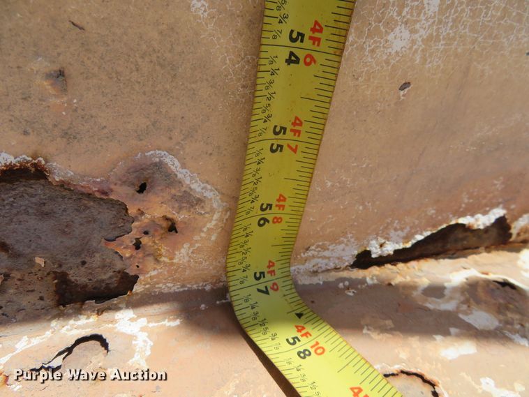 image for item DD7103 1989 Mack R688ST tank truck