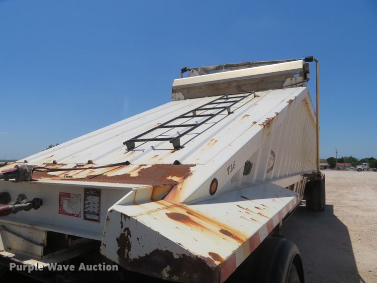 image for item DD7104 2009 CTS BDT-42 bottom dump trailer