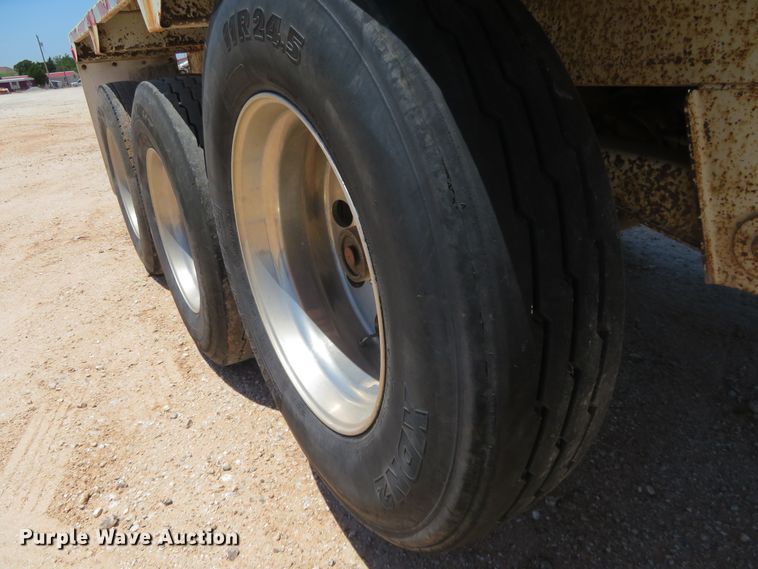 image for item DD7104 2009 CTS BDT-42 bottom dump trailer