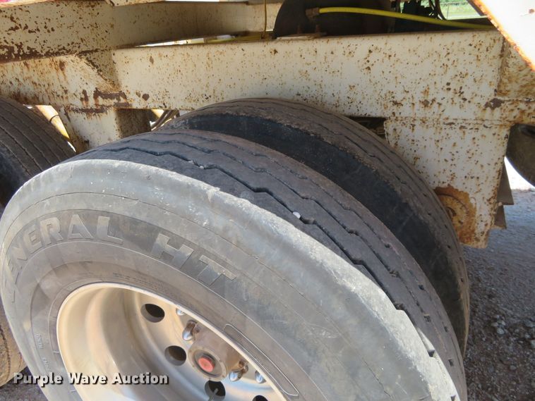 image for item DD7104 2009 CTS BDT-42 bottom dump trailer