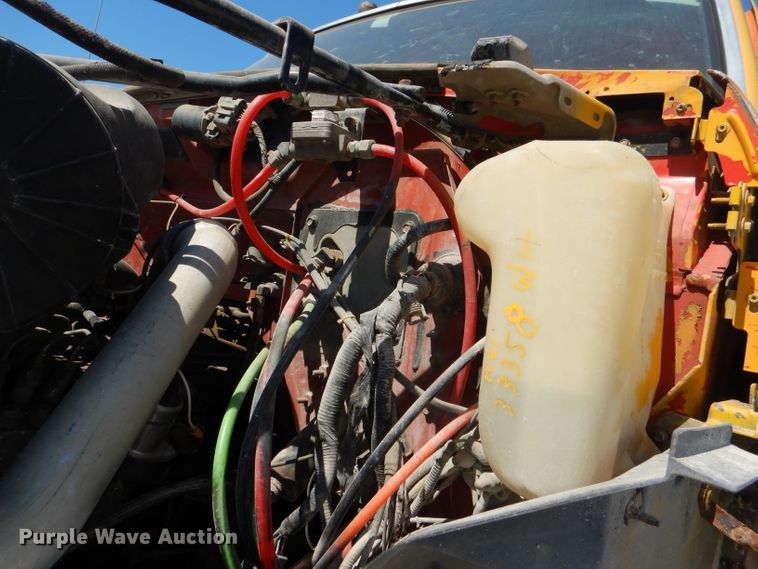 image for item DE3521 1997 Ford F800 utility bed truck with crane