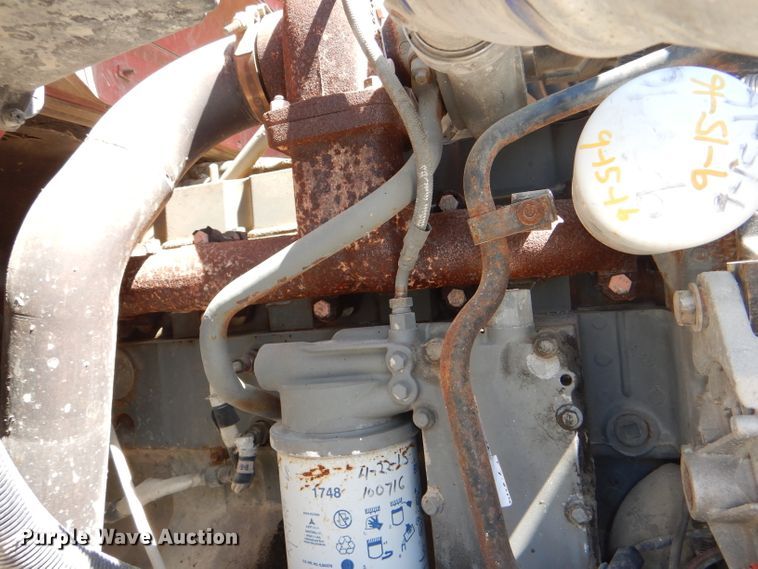 image for item DE3521 1997 Ford F800 utility bed truck with crane