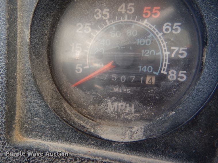 image for item DE3523 1988 International S1900 dump truck