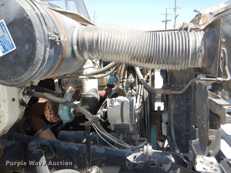 image for item DE3523 1988 International S1900 dump truck