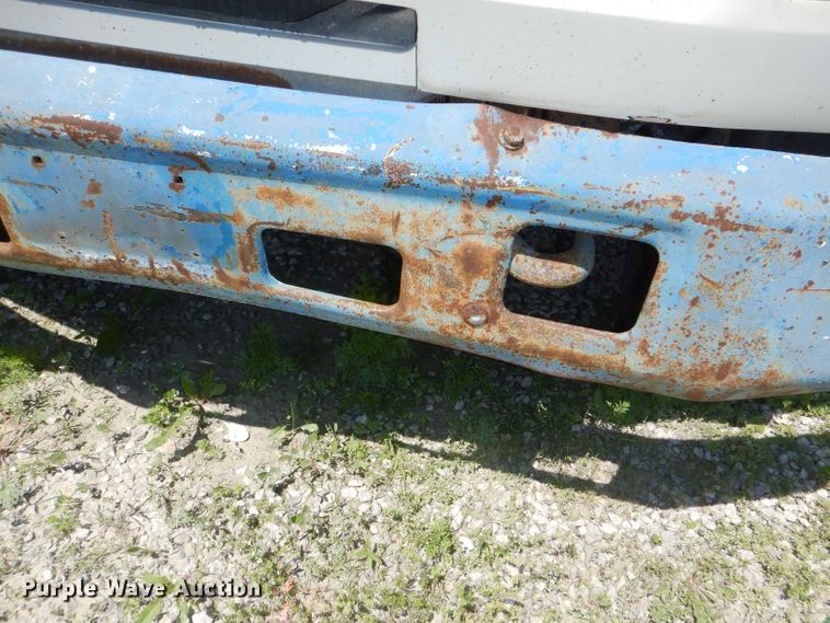 image for item DE3524 1996 Ford F800 crane truck