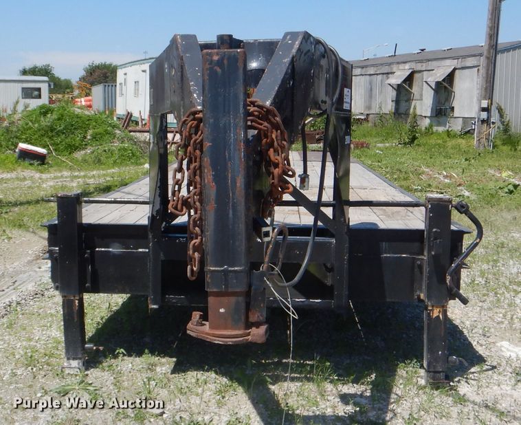 image for item DE3527 1985 Belshe T8GN equipment trailer