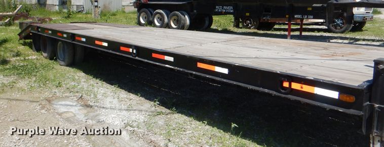 image for item DE3527 1985 Belshe T8GN equipment trailer