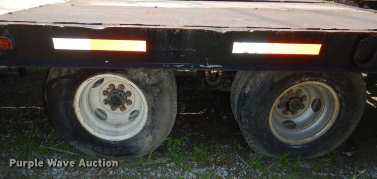 image for item DE3527 1985 Belshe T8GN equipment trailer