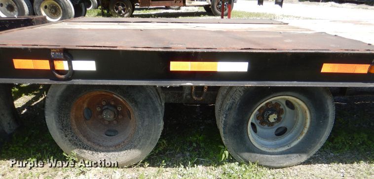 image for item DE3527 1985 Belshe T8GN equipment trailer