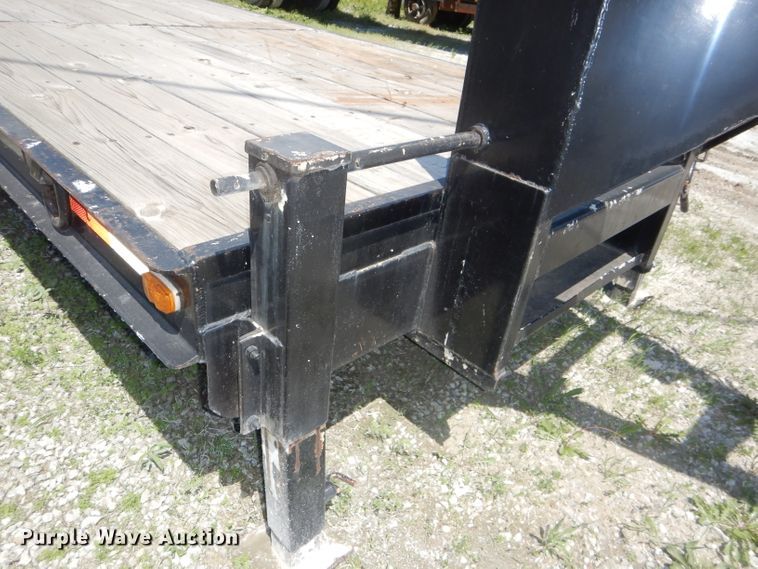 image for item DE3527 1985 Belshe T8GN equipment trailer