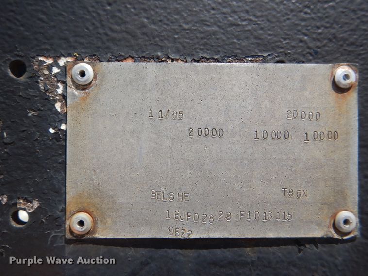 image for item DE3527 1985 Belshe T8GN equipment trailer