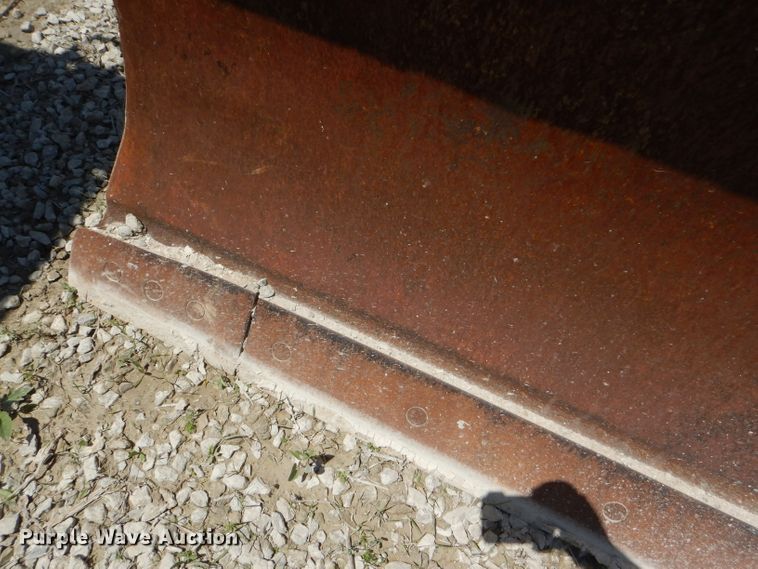 image for item DE3529 John Deere 450G dozer