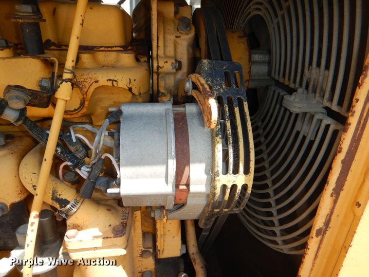 image for item DE3529 John Deere 450G dozer