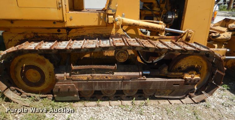 image for item DE3529 John Deere 450G dozer