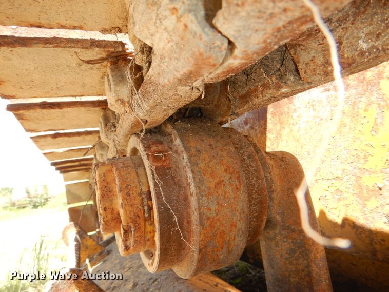 image for item DE3529 John Deere 450G dozer