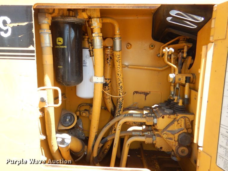 image for item DE3529 John Deere 450G dozer