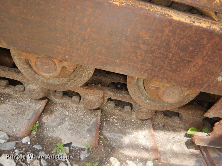 image for item DE3529 John Deere 450G dozer