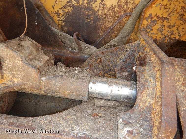 image for item DE3529 John Deere 450G dozer