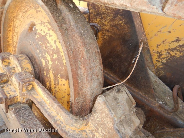 image for item DE3529 John Deere 450G dozer