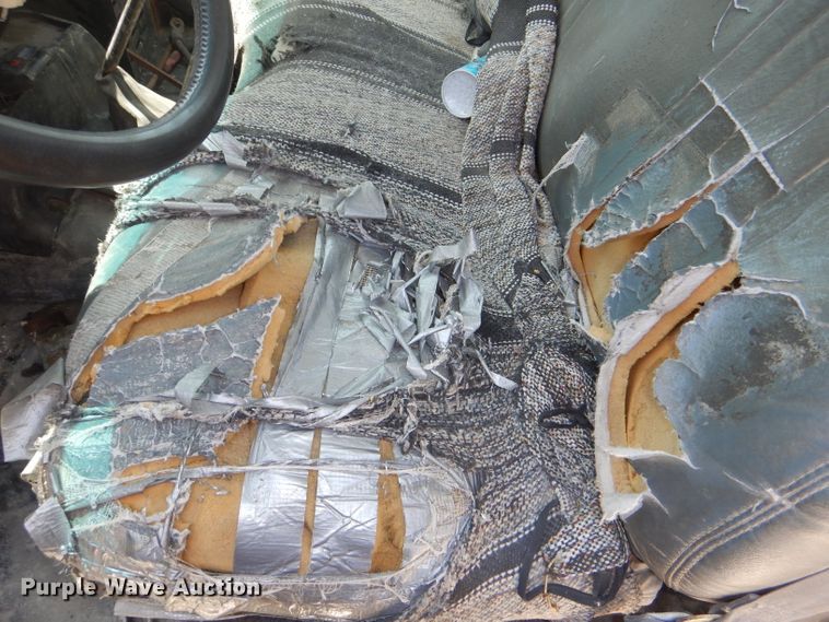 image for item DE3530 1997 GMC C7500 flatbed truck