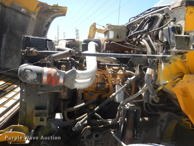 image for item DE3530 1997 GMC C7500 flatbed truck