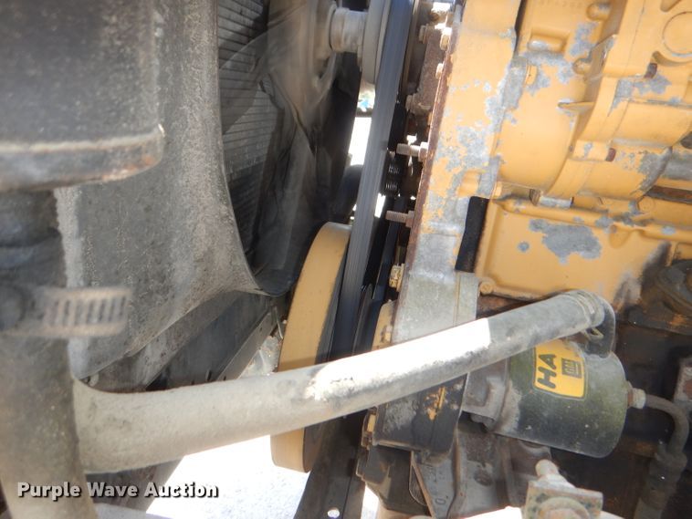 image for item DE3530 1997 GMC C7500 flatbed truck