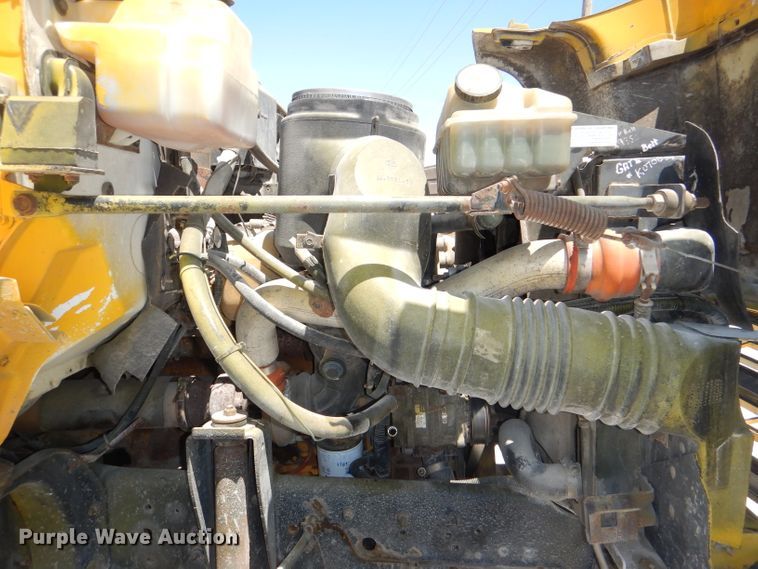 image for item DE3530 1997 GMC C7500 flatbed truck