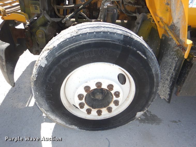 image for item DE3530 1997 GMC C7500 flatbed truck