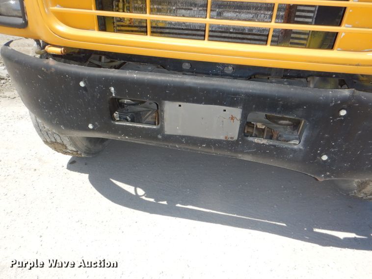 image for item DE3530 1997 GMC C7500 flatbed truck