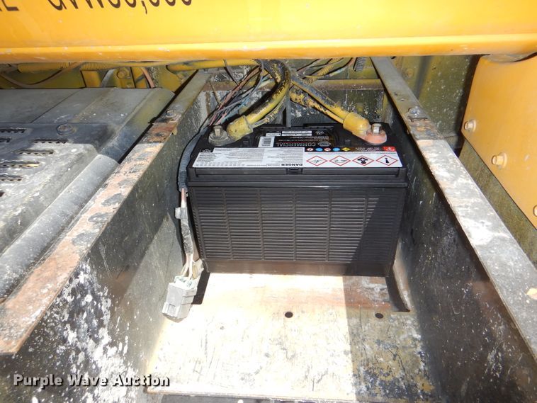 image for item DE3530 1997 GMC C7500 flatbed truck