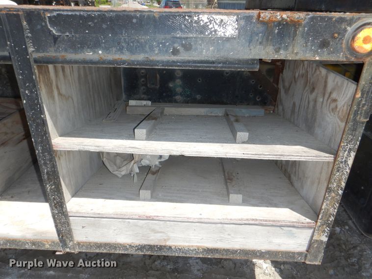 image for item DE3530 1997 GMC C7500 flatbed truck