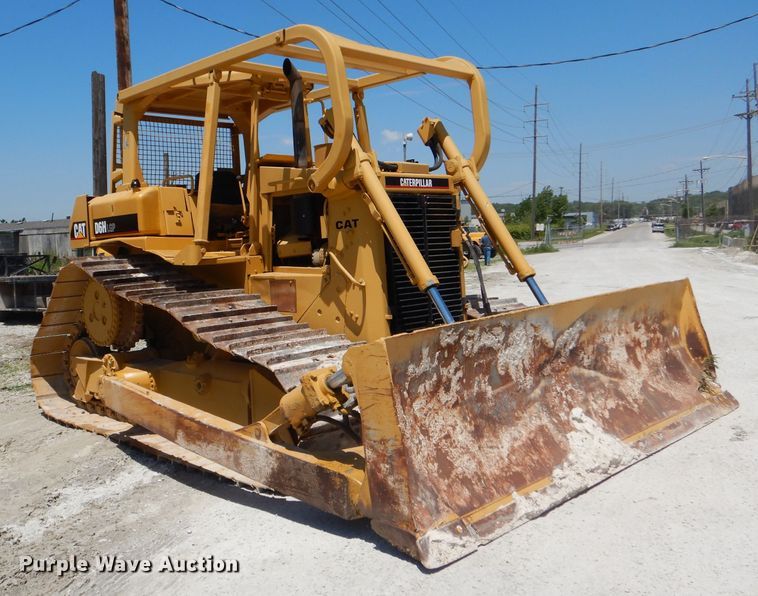 image for item DE3531 Caterpillar D6H LGP dozer