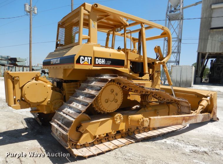image for item DE3531 Caterpillar D6H LGP dozer