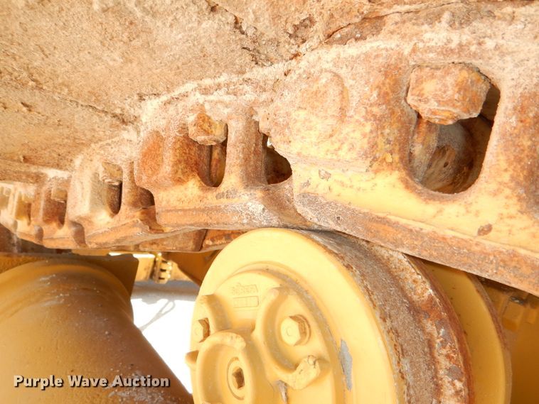 image for item DE3531 Caterpillar D6H LGP dozer