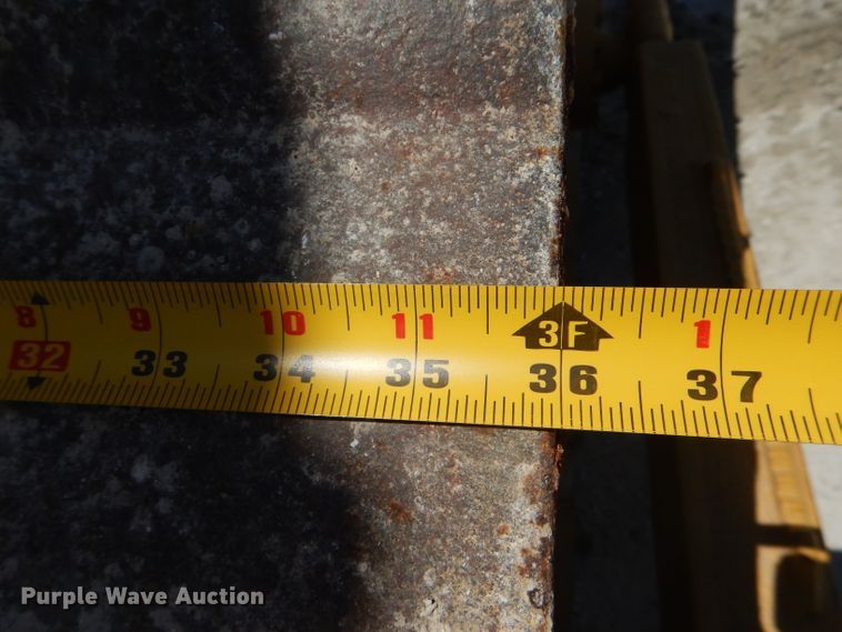 image for item DE3531 Caterpillar D6H LGP dozer