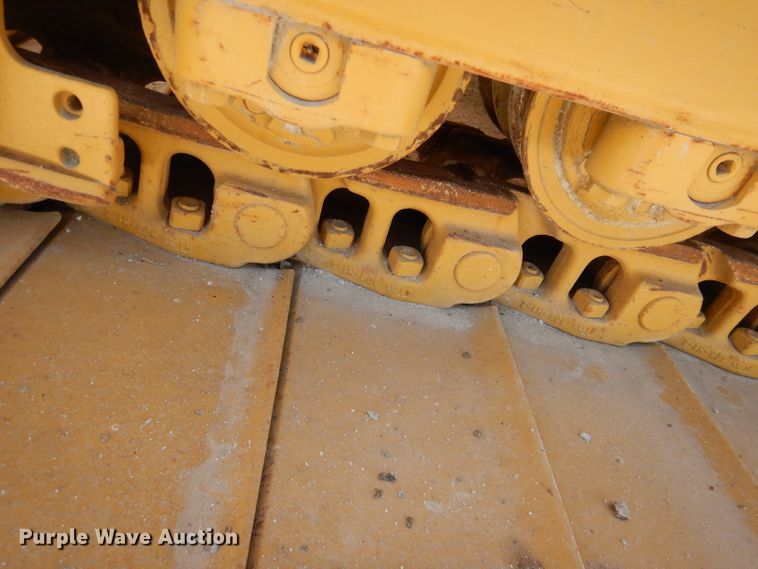 image for item DE3531 Caterpillar D6H LGP dozer
