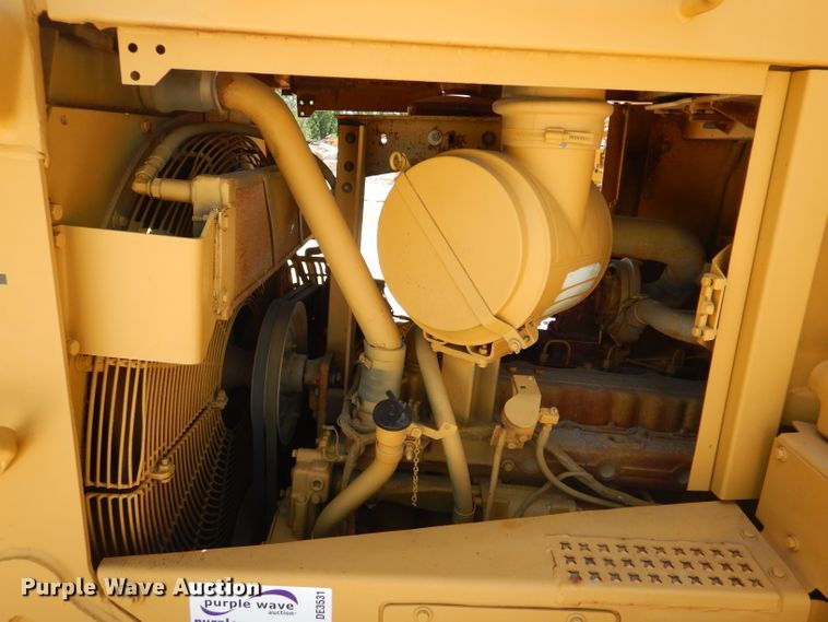 image for item DE3531 Caterpillar D6H LGP dozer
