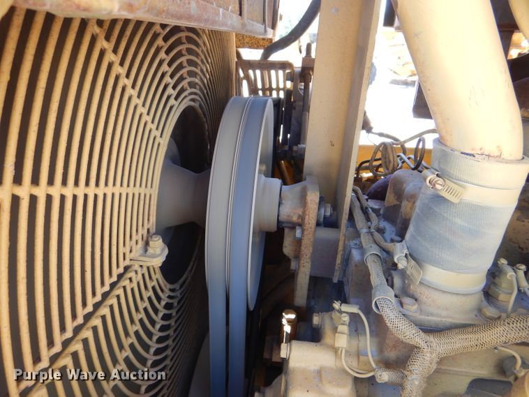 image for item DE3531 Caterpillar D6H LGP dozer