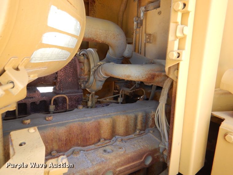 image for item DE3531 Caterpillar D6H LGP dozer