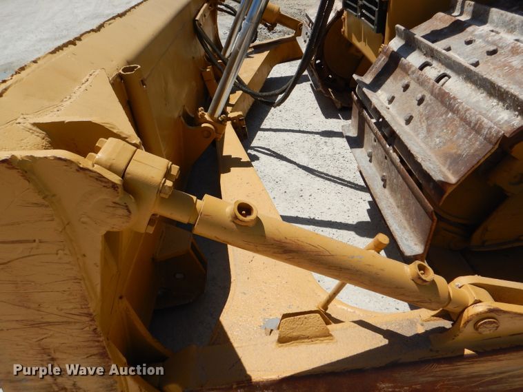 image for item DE3531 Caterpillar D6H LGP dozer