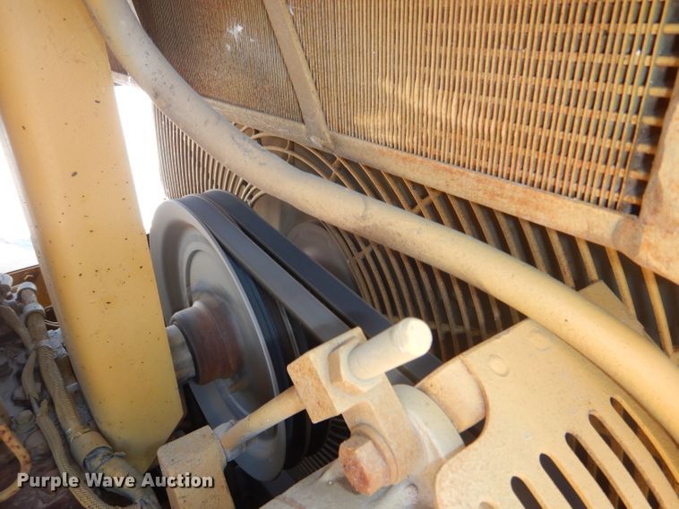 image for item DE3531 Caterpillar D6H LGP dozer